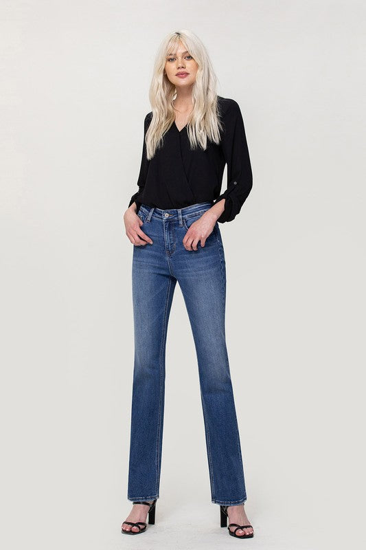 HIGH RISE STRETCH SLIM BOOTSCUT